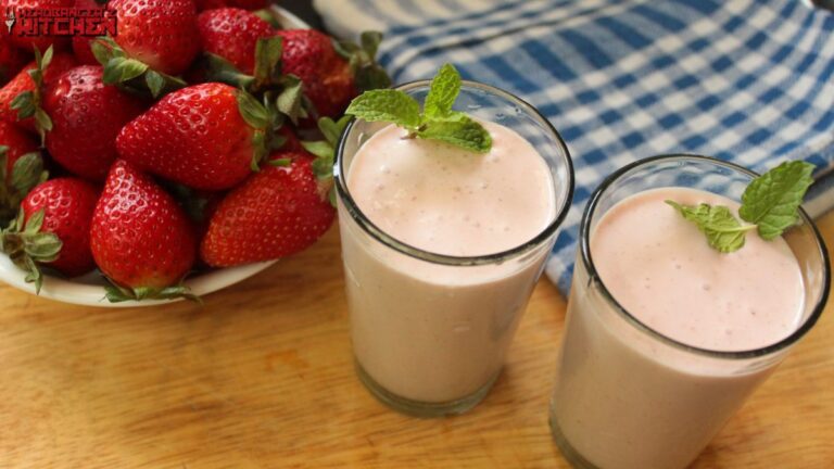 Strawberry & Mint Keto Smoothie