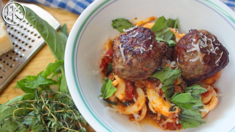 Keto Spaghetti and Meatballs