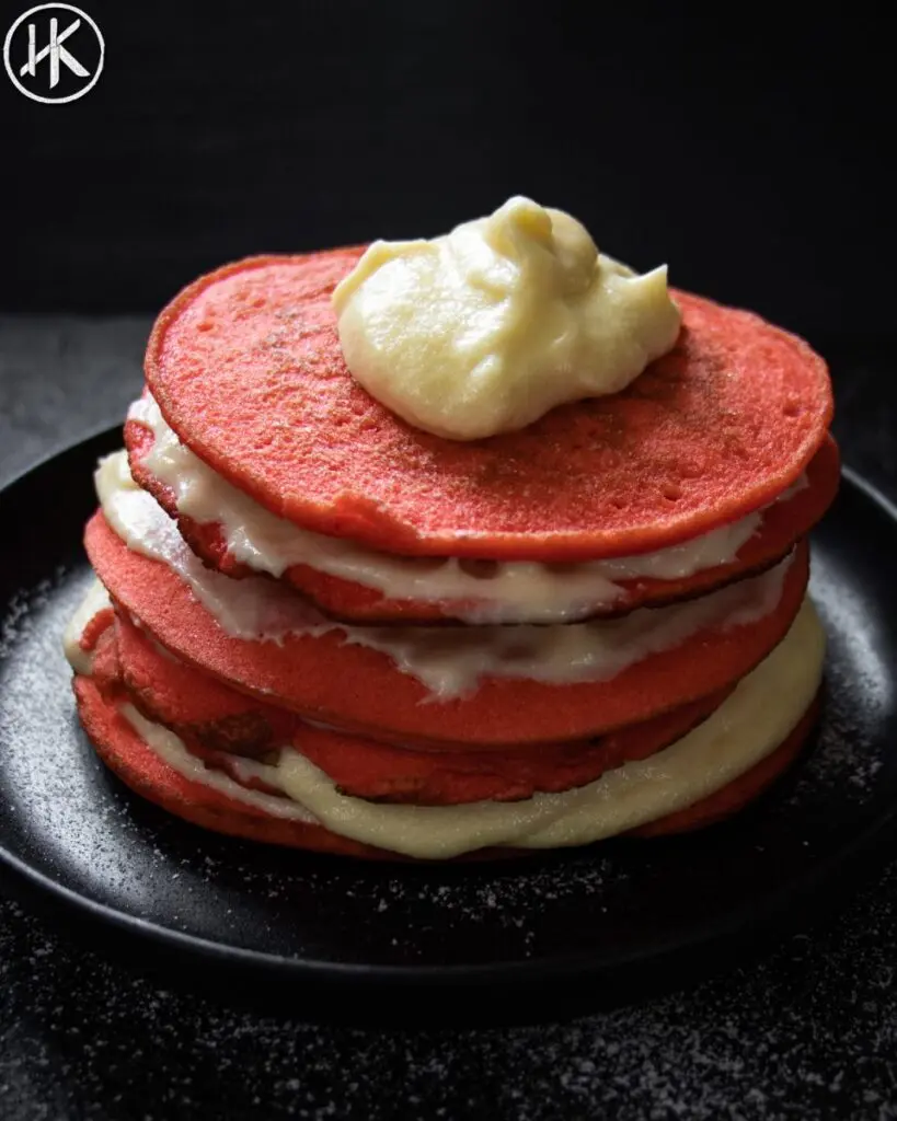 keto red velvet pancakes