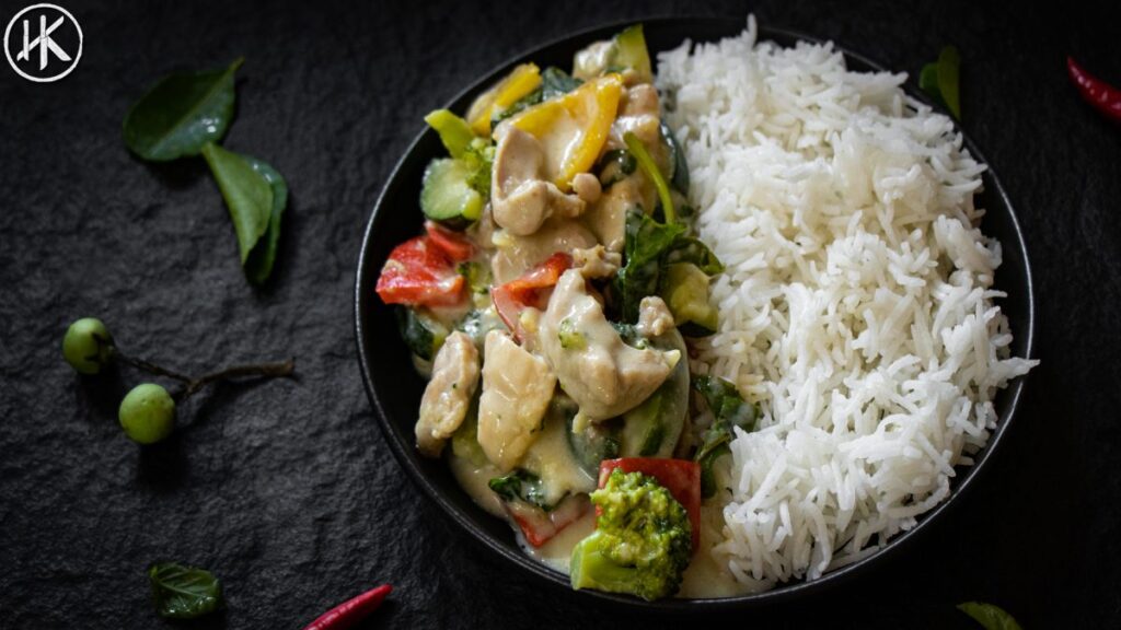 thai green curry and rice