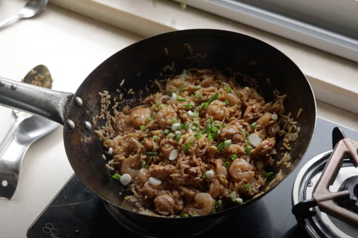 nasi goreng in a wok