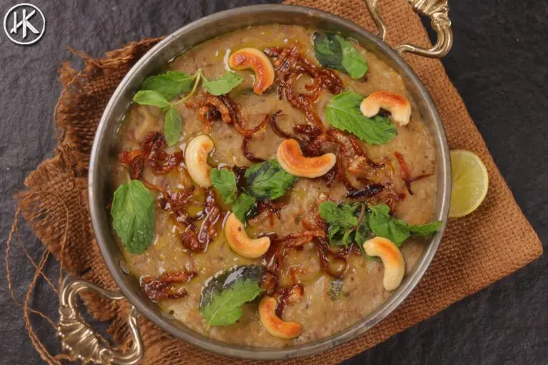 Haleem in a serving dish.
